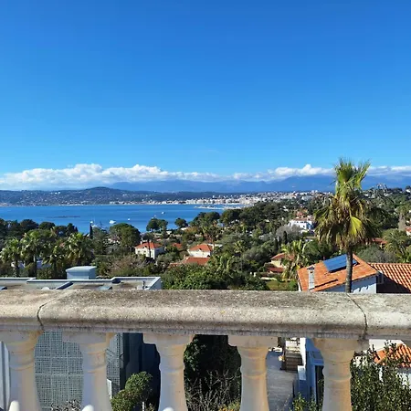 Au Coeur Du Cap D'antibes Pour 2 Personnes * Антіб