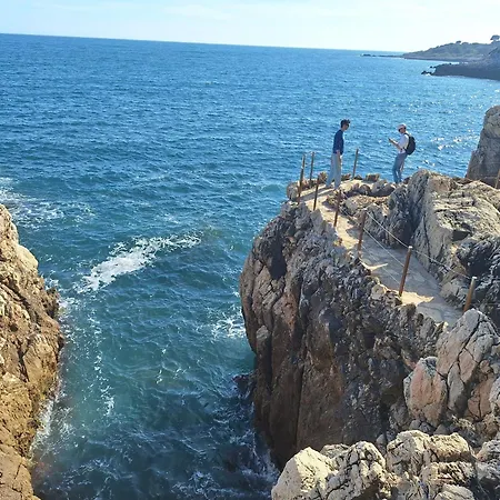 Au Coeur Du Cap D'antibes Pour 2 Personnes * Антіб